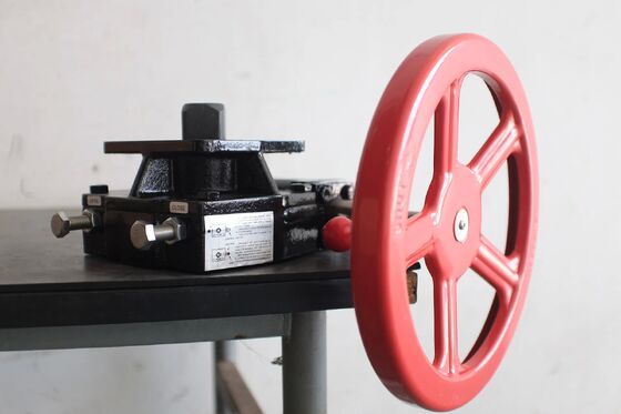 เกียร์บ็อกซ์ควบคุมด้วยมือแบบใช้มือหมุนพร้อมโครงสร้างอะลูมิเนียมแบบ Double Acting สำหรับแอคชูเอเตอร์นิวเมติก