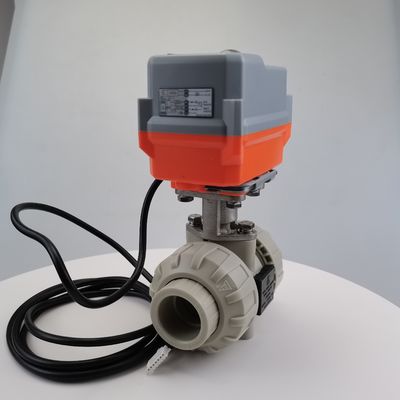 1.6MPa PPH UPVC Electric Actuated Ball Valve สวมความต้านทานวาล์วมอเตอร์ขนาดเล็ก